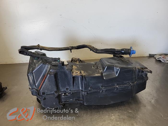 Gebruikte Tank adblue Ford Ranger 2.0 EcoBlue 16V 4x4 Prijs € 393,75 Margeregeling aangeboden door C&J Bedrijfsauto's & Onderdelen