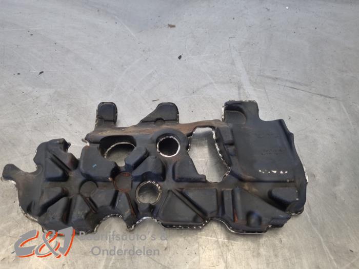 Gebruikte Afdekplaat motor Volkswagen Crafter (SY) 2.0 TDI FWD Prijs € 21,00 Margeregeling aangeboden door C&J Bedrijfsauto's & Onderdelen