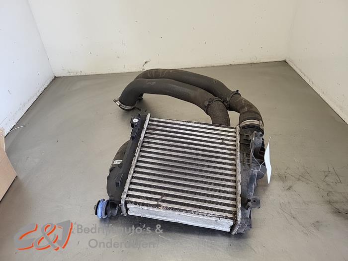 Gebruikte Intercooler Opel Combo Cargo 1.6 CDTI 100 Prijs € 52,50 Margeregeling aangeboden door C&J Bedrijfsauto's & Onderdelen