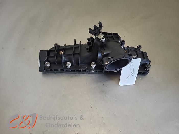 Gebruikte Inlaatspruitstuk Volkswagen Crafter (SY) 2.0 TDI FWD Prijs € 131,25 Margeregeling aangeboden door C&J Bedrijfsauto's & Onderdelen