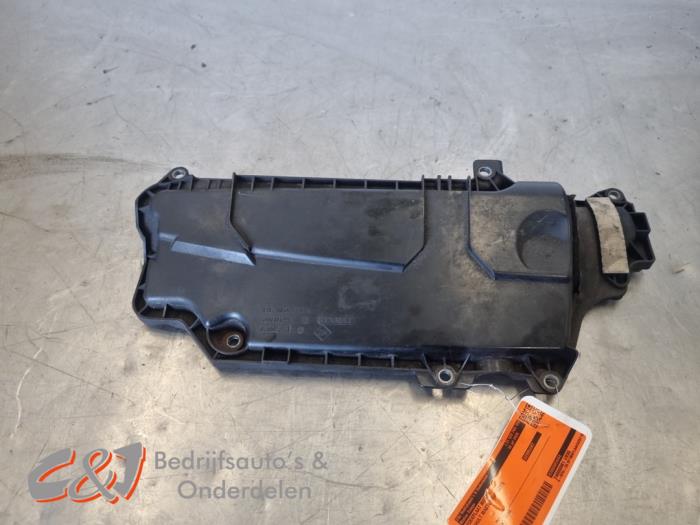 Gebruikte Afdekplaat motor Renault Master III (MA/MB/MC/MD/MH/MF/MG/MH) 2.3 dCi 16V Prijs € 15,75 Margeregeling aangeboden door C&J Bedrijfsauto's & Onderdelen