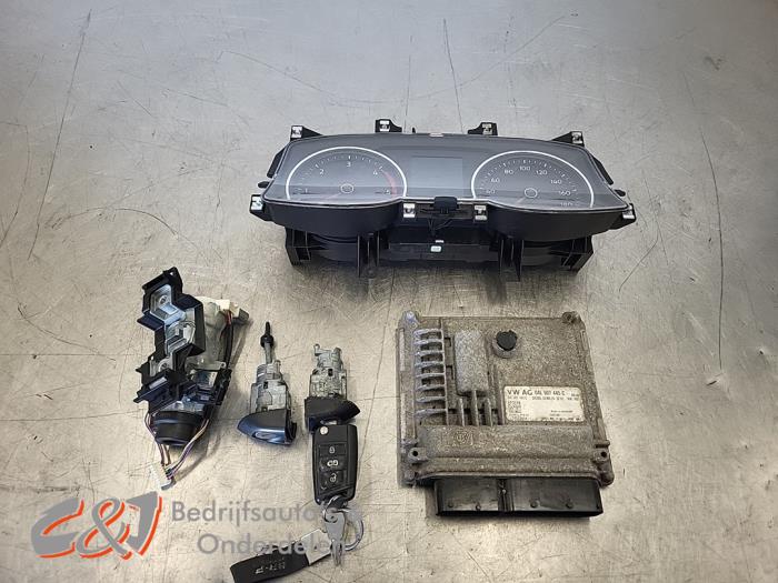 Gebruikte Computer Motormanagement Volkswagen Crafter (SY) 2.0 TDI FWD Prijs € 892,50 Margeregeling aangeboden door C&J Bedrijfsauto's & Onderdelen