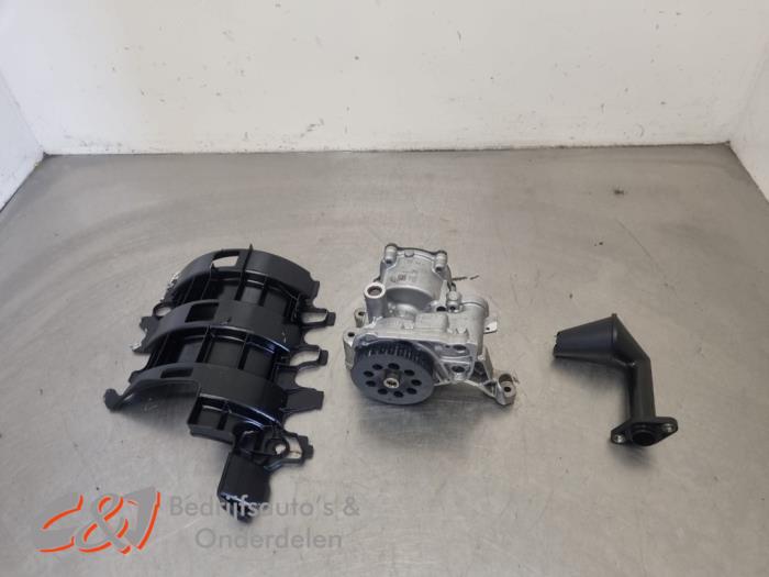 Gebruikte Oliepomp Volkswagen Transporter T6 2.0 TDI 150 Prijs € 131,25 Margeregeling aangeboden door C&J Bedrijfsauto's & Onderdelen