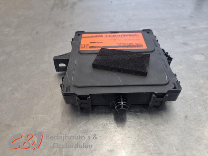Gebruikte Module Bodycontrol Renault Trafic (1FL/2FL/3FL/4FL) 2.0 dCi 16V 110 Prijs € 26,25 Margeregeling aangeboden door C&J Bedrijfsauto's & Onderdelen