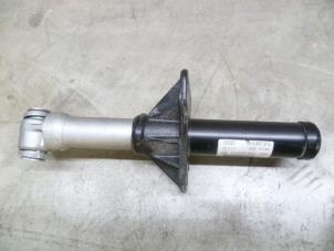 Gebruikte Bumper Schokdemper voor Audi A4 (B6) Prijs € 66,55 Inclusief btw aangeboden door NNP Automotive Group