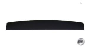 Gebruikte Bekleding Achterklep Volkswagen Golf VII (AUA) Prijs € 12,10 Inclusief btw aangeboden door NNP Automotive Group