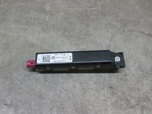 Nieuwe Antenne Versterker Volkswagen Tiguan (AD1) Prijs € 18,15 Inclusief btw aangeboden door NNP Automotive Group