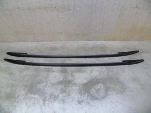 Gebruikte Dakrail set Volkswagen Golf VII Variant (AUVV) Prijs € 114,95 Inclusief btw aangeboden door NNP Automotive Group