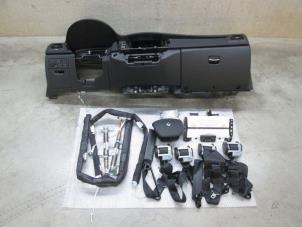 Gebruikte Airbag set + dashboard Renault Laguna Coupé (DT) 3.5 V6 24V Prijs € 786,50 Inclusief btw aangeboden door NNP Automotive Group