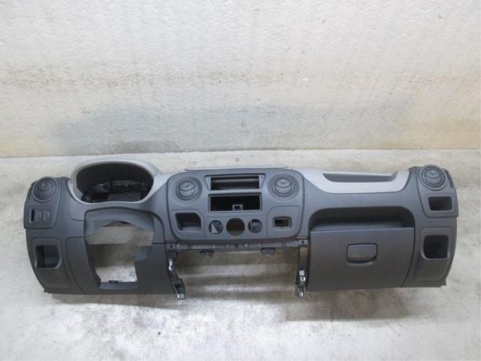 Gebruikte Dashboard Renault Master III (FV) Prijs € 544,50 Inclusief btw aangeboden door NNP Automotive Group