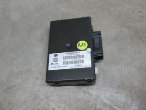 Gebruikte Telefoon interface Volkswagen Touareg (7PA/PH) Prijs € 90,75 Inclusief btw aangeboden door NNP Automotive Group