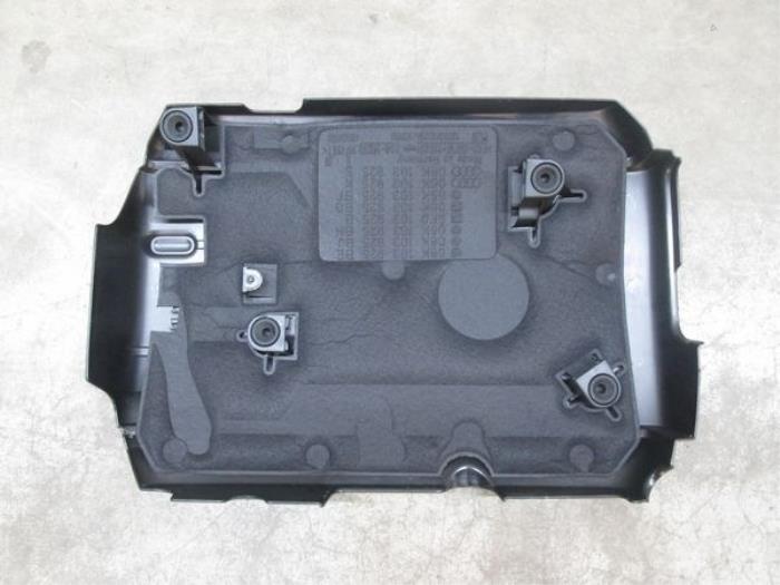 Motor Beschermplaat van een Skoda Octavia Combi (5EAC) 2.0 TSI RS 230 16V 2015
