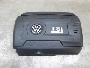 Gebruikte Motor Beschermplaat Volkswagen Golf VII (AUA) 2.0 R-line 4Motion 16V Prijs € 54,45 Inclusief btw aangeboden door NNP Automotive Group
