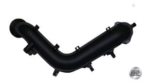 Gebruikte Intercooler Buis Volkswagen T-Cross 1.0 TSI 95 12V Prijs € 30,25 Inclusief btw aangeboden door NNP Automotive Group