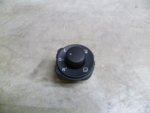 Gebruikte Schakelaar Spiegel Volkswagen Scirocco (137/13AD) Prijs € 30,25 Inclusief btw aangeboden door NNP Automotive Group