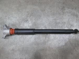 Nieuwe Schokbreker links-achter Infiniti Q30 (H15) Prijs € 60,50 Inclusief btw aangeboden door NNP Automotive Group