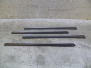 Gebruikte Carrosserielijst Volkswagen Golf V (1K1) Prijs € 30,25 Inclusief btw aangeboden door NNP Automotive Group