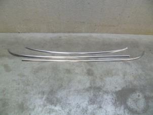 Gebruikte Carrosserielijst Volkswagen Golf VI Cabrio (1K) Prijs € 42,35 Inclusief btw aangeboden door NNP Automotive Group