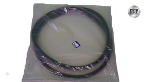 Nieuwe Portierrubber 4Deurs links-achter Volvo XC40 (XZ) Prijs € 92,37 Inclusief btw aangeboden door NNP Automotive Group