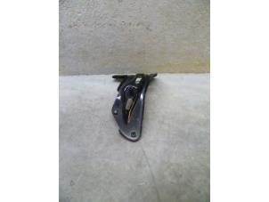 Gebruikte Steun (diversen) Volkswagen Golf V (1K1) Prijs € 9,68 Inclusief btw aangeboden door NNP Automotive Group