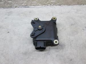 Gebruikte Kachelklep Motor Volkswagen Passat Variant (3B6) Prijs € 30,25 Inclusief btw aangeboden door NNP Automotive Group