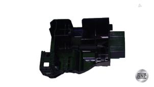 Nieuwe Afdekplaat diversen BMW 2 serie Active Tourer (U06) Prijs € 18,15 Inclusief btw aangeboden door NNP Automotive Group