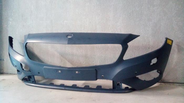 Zderzak przedni Mercedes A-Klasse