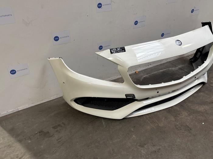 Zderzak przedni Mercedes A-Klasse