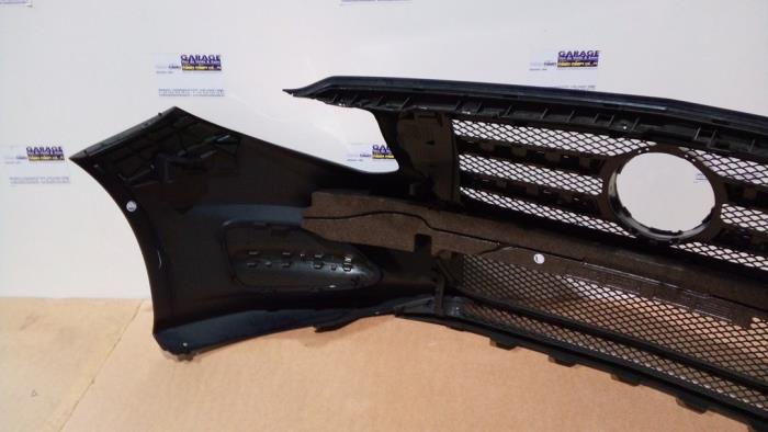 Zderzak przedni Mercedes B-Klasse