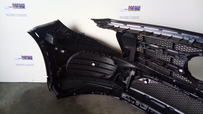 Zderzak przedni Mercedes GLA