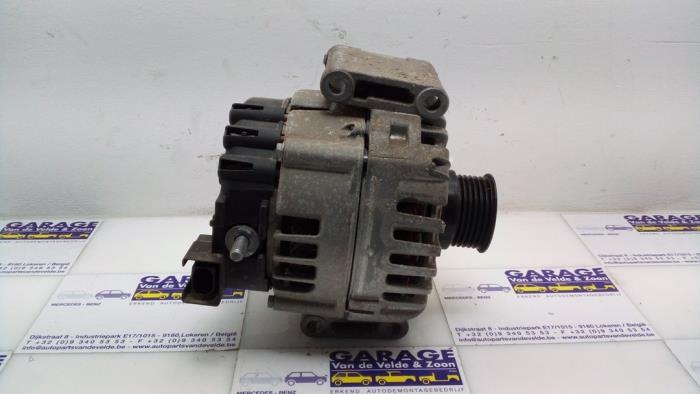 Dynamo Mercedes S-Klasse