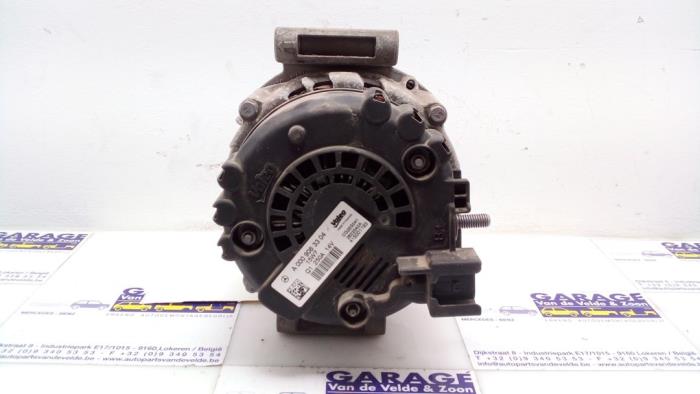 Dynamo Mercedes S-Klasse