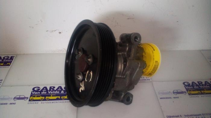 Pompe direction assistée Mercedes C-Klasse