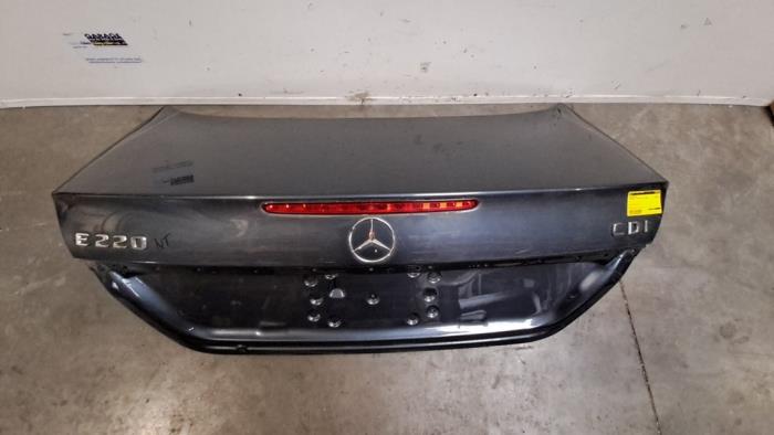 Boot lid Mercedes E-Klasse