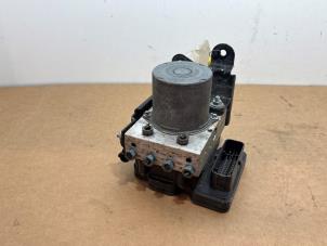 Gebruikte Computer ABS Mercedes Vito Tourer (447.7) 2.2 114 CDI 16V Prijs € 181,50 Inclusief btw aangeboden door Autoparts Van De Velde