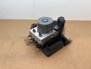 Gebruikte Computer ABS Mercedes CLA (117.3) 2.2 CLA-220 CDI 16V 4-Matic Prijs € 108,90 Inclusief btw aangeboden door Autoparts Van De Velde