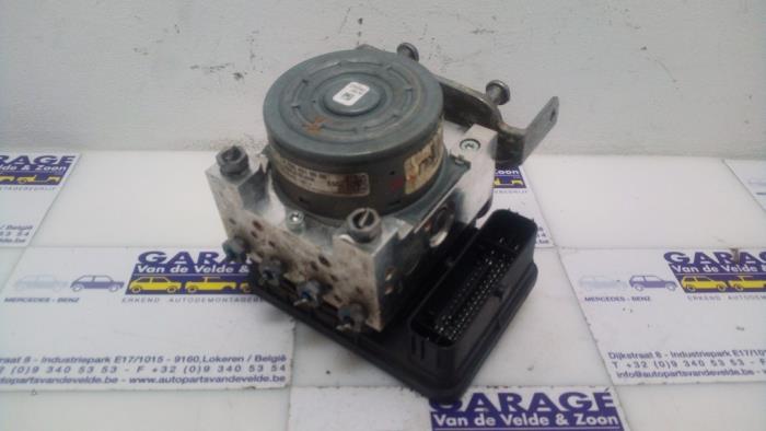 Ordinateur ABS Mercedes C-Klasse