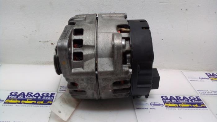 Dynamo Mercedes E-Klasse