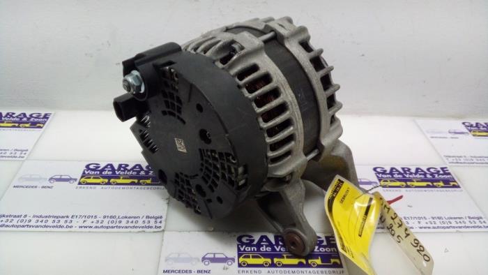 Pradnica Mercedes C-Klasse