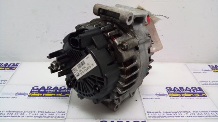 Dynamo Mercedes C-Klasse