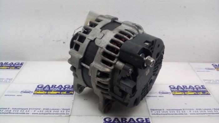 Dynamo Mercedes C-Klasse