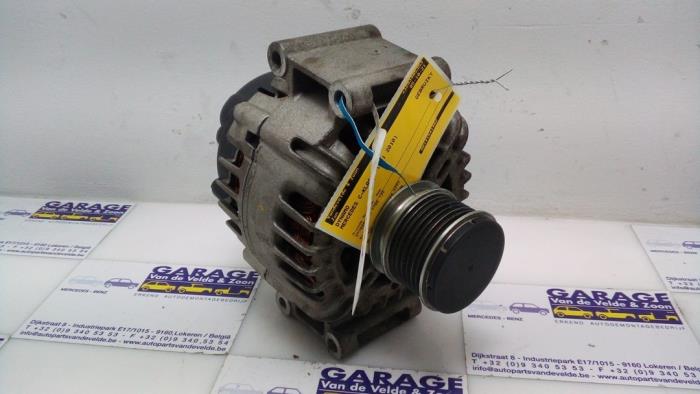 Dynamo Mercedes C-Klasse