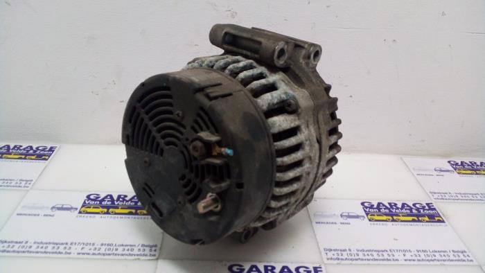 Dynamo Mercedes C-Klasse