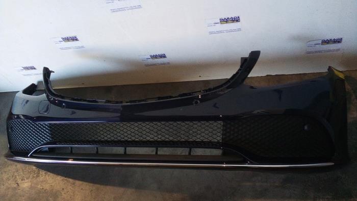 Zderzak przedni Mercedes C-Klasse