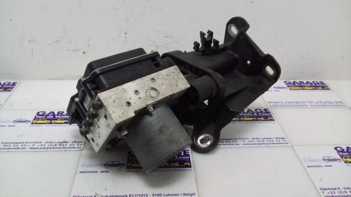 ABS Pomp Mercedes E-Klasse