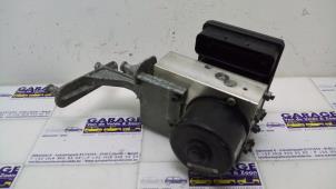 Gebruikte ABS Computer Mercedes C (W203) 2.2 C-200 CDI 16V Prijs € 72,60 Inclusief btw aangeboden door Autoparts Van De Velde