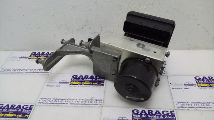 Ordinateur ABS Mercedes C-Klasse