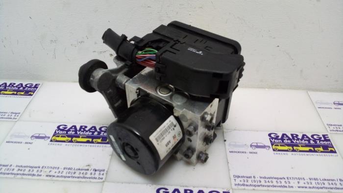 Ordinateur ABS Mercedes C-Klasse