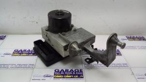 Gebruikte ABS Computer Mercedes CLC (C203) 2.2 200 CDI 16V Prijs € 72,60 Inclusief btw aangeboden door Autoparts Van De Velde