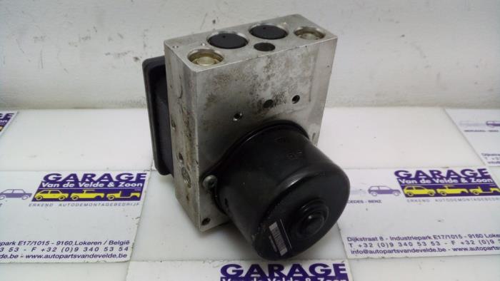 Ordinateur ABS Mercedes C-Klasse